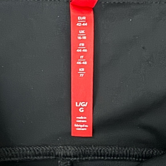 Spanx Black Faux Leather Leggings Size Large - Picture 3 of 5